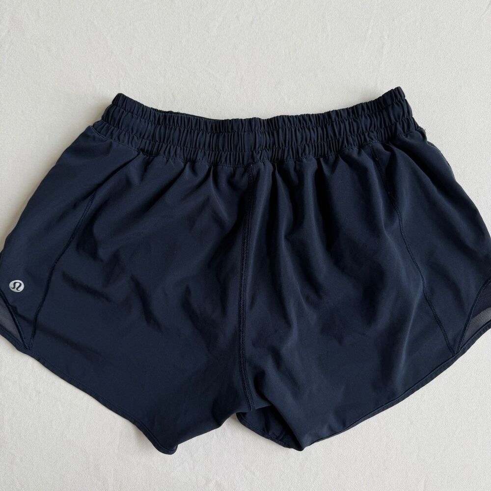 Lululemon Hotty Hot High-Rise Lined Short 4” inseam Size 6 Navy